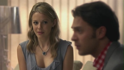 凯莉·亚当斯的写真-S05E04