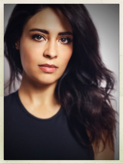 雅思敏·艾尔马斯里的写真