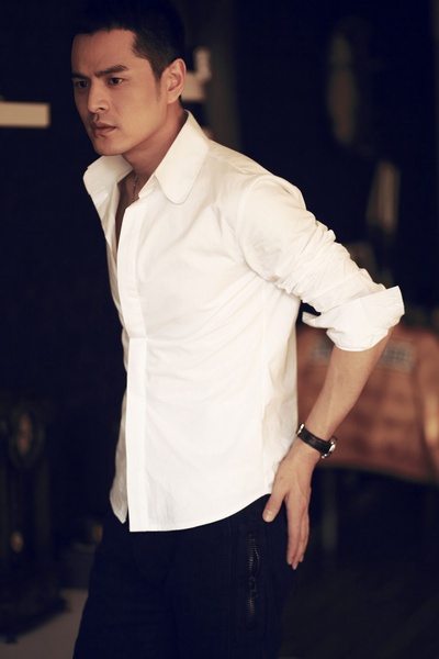 边原的写真-“老男孩”边原最新写...