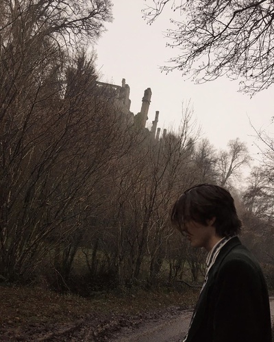 埃利奥特·斯佩勒-吉洛特的写真