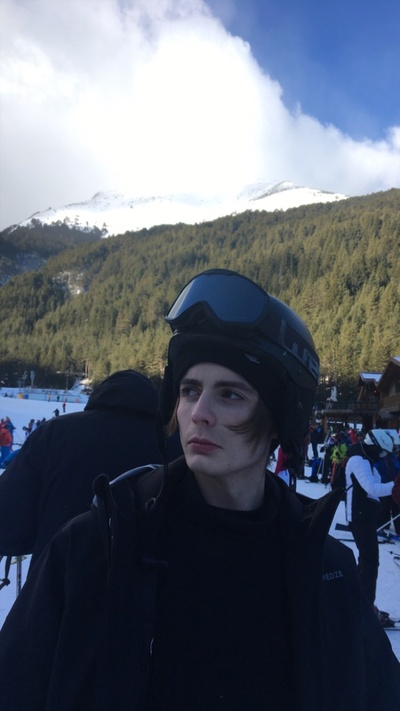 埃利奥特·斯佩勒-吉洛特的写真-20200212 Elliot Spell...