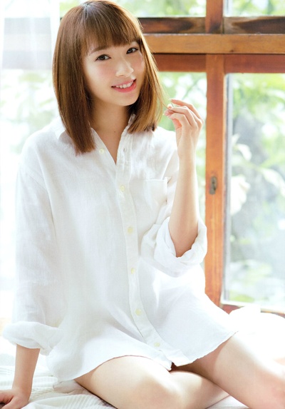 佐藤诗织的写真