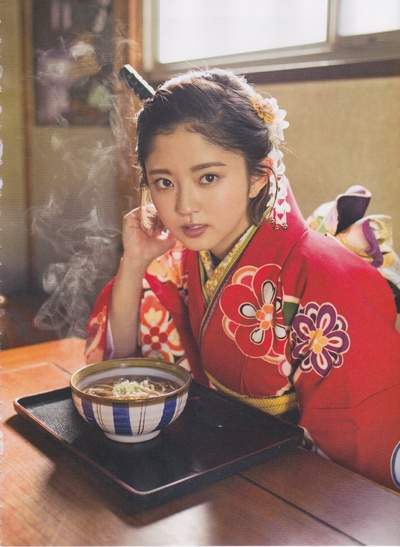 铃本美愉的写真