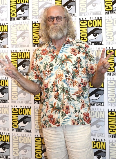 拉塞尔·霍奇金森的写真