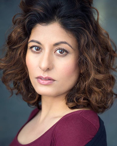 安伯·阿迦的写真