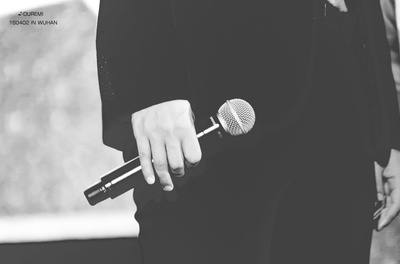 尹斗俊的写真-尹斗俊