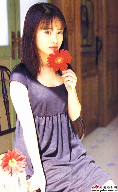 持田真树的写真