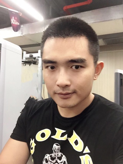 姚然的写真-中国最强壮的编剧