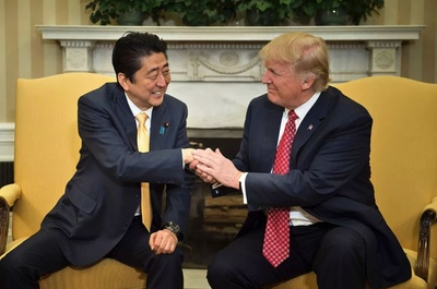 安倍晋三的写真