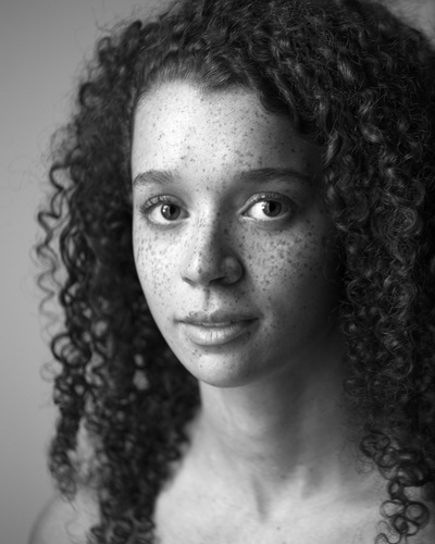 艾琳·凯利曼的写真