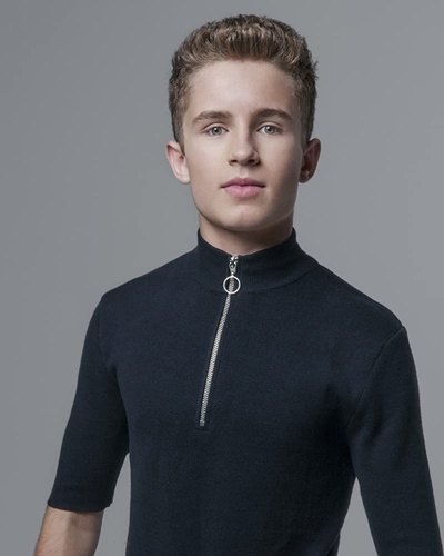 肖恩·吉布朗尼的写真