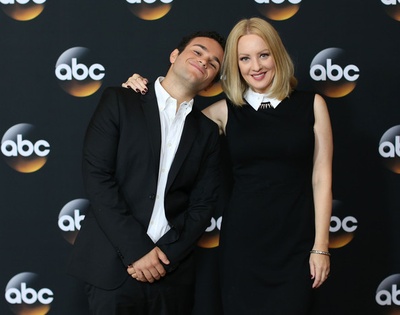 托伊·金太尔的写真