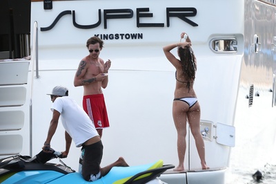 丹妮尔·坎贝尔的写真