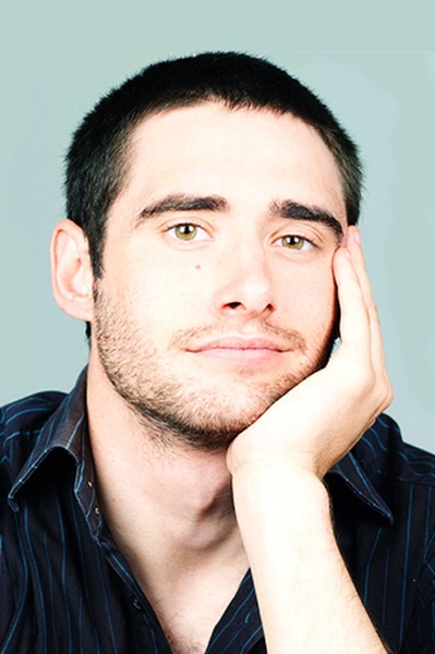 略伦斯·冈萨雷斯的写真