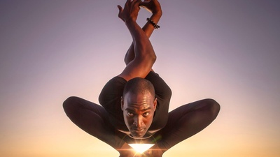 特洛伊·詹姆斯的写真