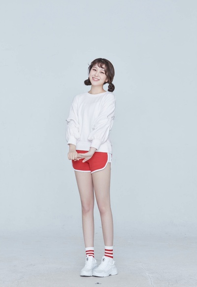 高秋梓的写真-高秋梓 × 创造101  公...