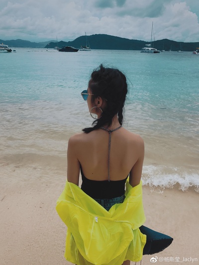 杨斯莹的写真-18.06.03