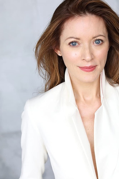 伊丽莎白·博古什的写真