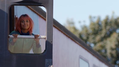 里图·阿亚的写真