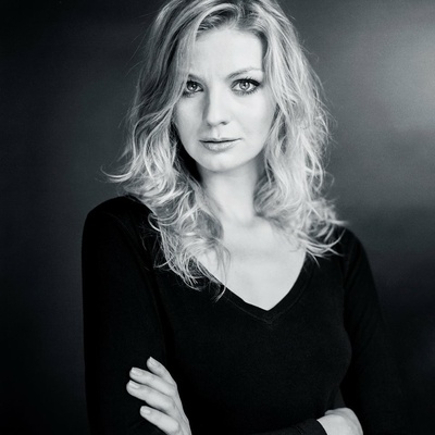 卡西亚·克莫泽克的写真