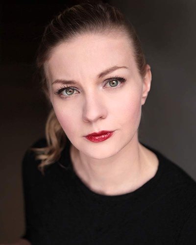 卡西亚·克莫泽克的写真