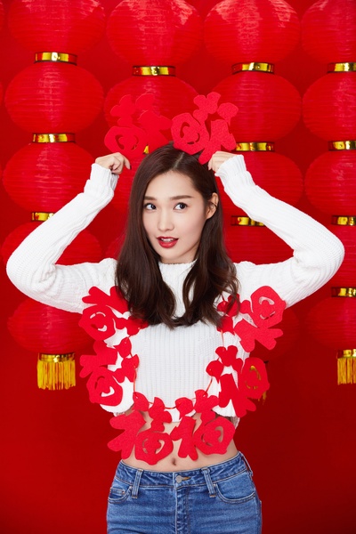 沈瑶的写真-沈瑶新年写真