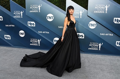 詹娜·林·亚当斯的写真