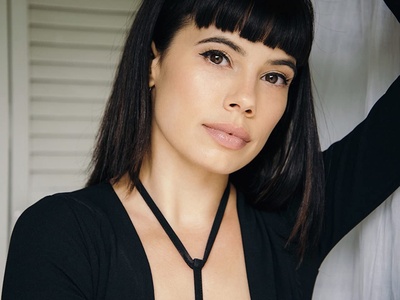 詹娜·林·亚当斯的写真