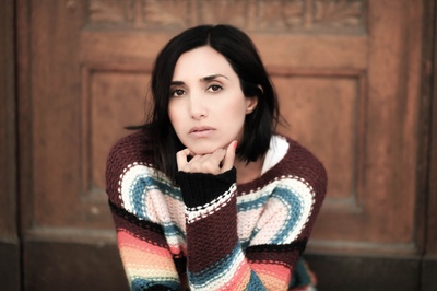 娜格斯·拉什迪的写真