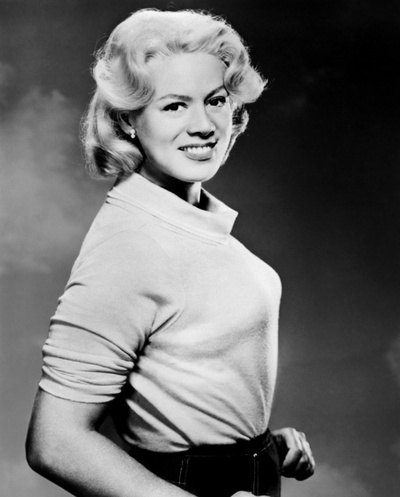 多拉·多尔的写真