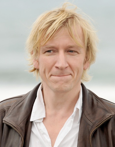 彦斯·阿尔比努斯的写真