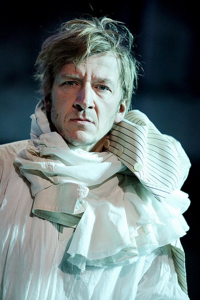 彦斯·阿尔比努斯的写真