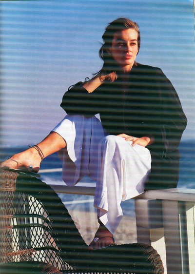 阿曼达·佩斯的写真