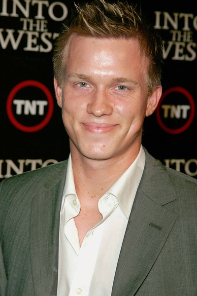 沃伦·科尔的写真