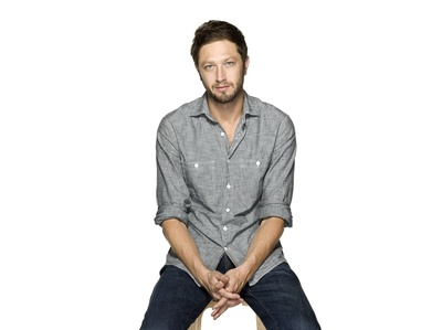 艾邦·摩斯-巴克拉赫的写真