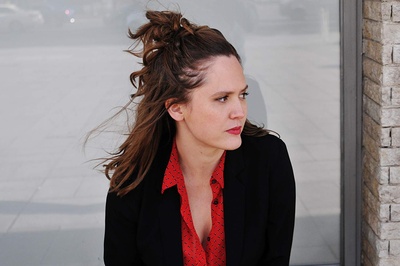 艾米莉·考克斯的写真