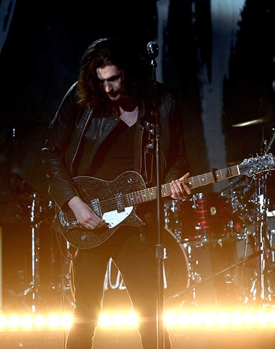 安德鲁·霍齐尔·伯恩的写真