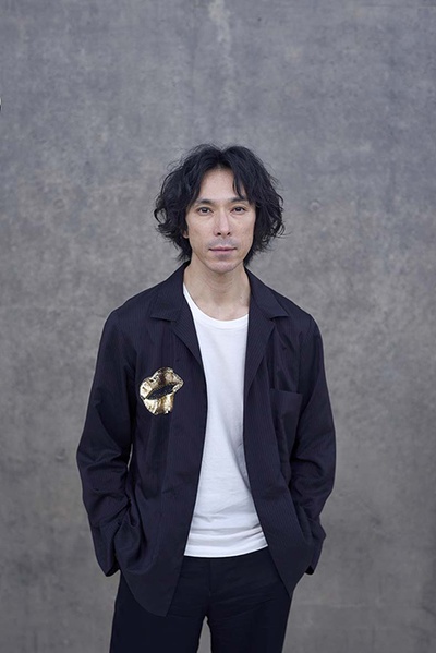 首藤康之的写真