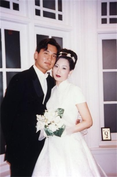 黄子雄的写真-黄子雄 邝美云