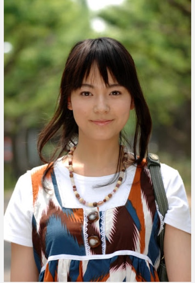 松冈璃奈子的写真