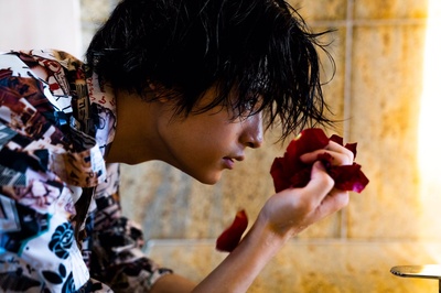 盐野瑛久的写真